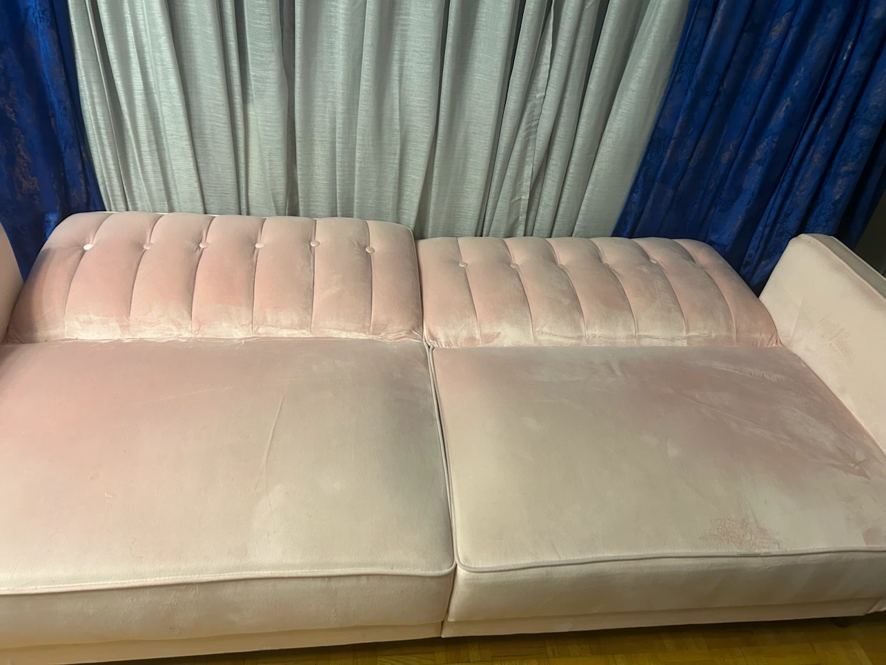 Pink Velvet Tufted Sofa bed - photo 2