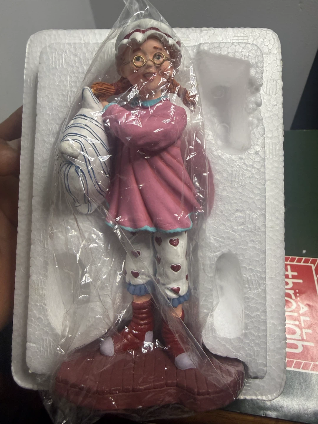 All Through the House Figurine - photo 3