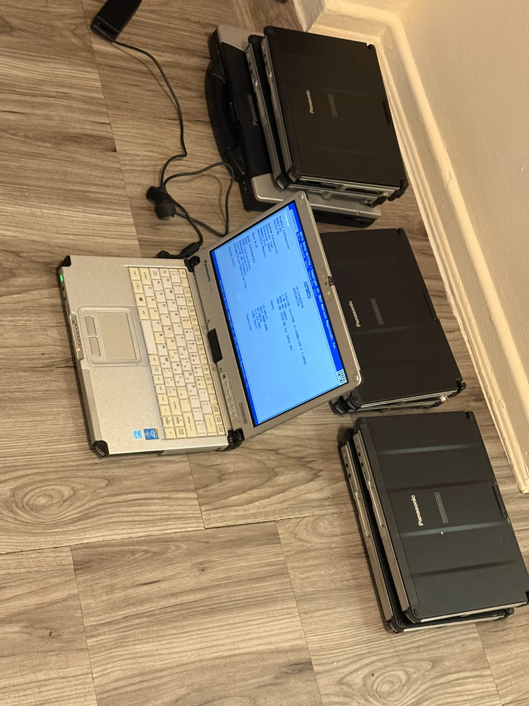 Lot of 8 Panasonic Toughbook Touchscreen Laptops (Lot of 8) - photo 2