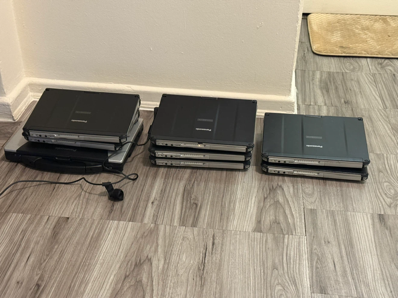 Lot of 8 Panasonic Toughbook Touchscreen Laptops (Lot of 8) - photo 4