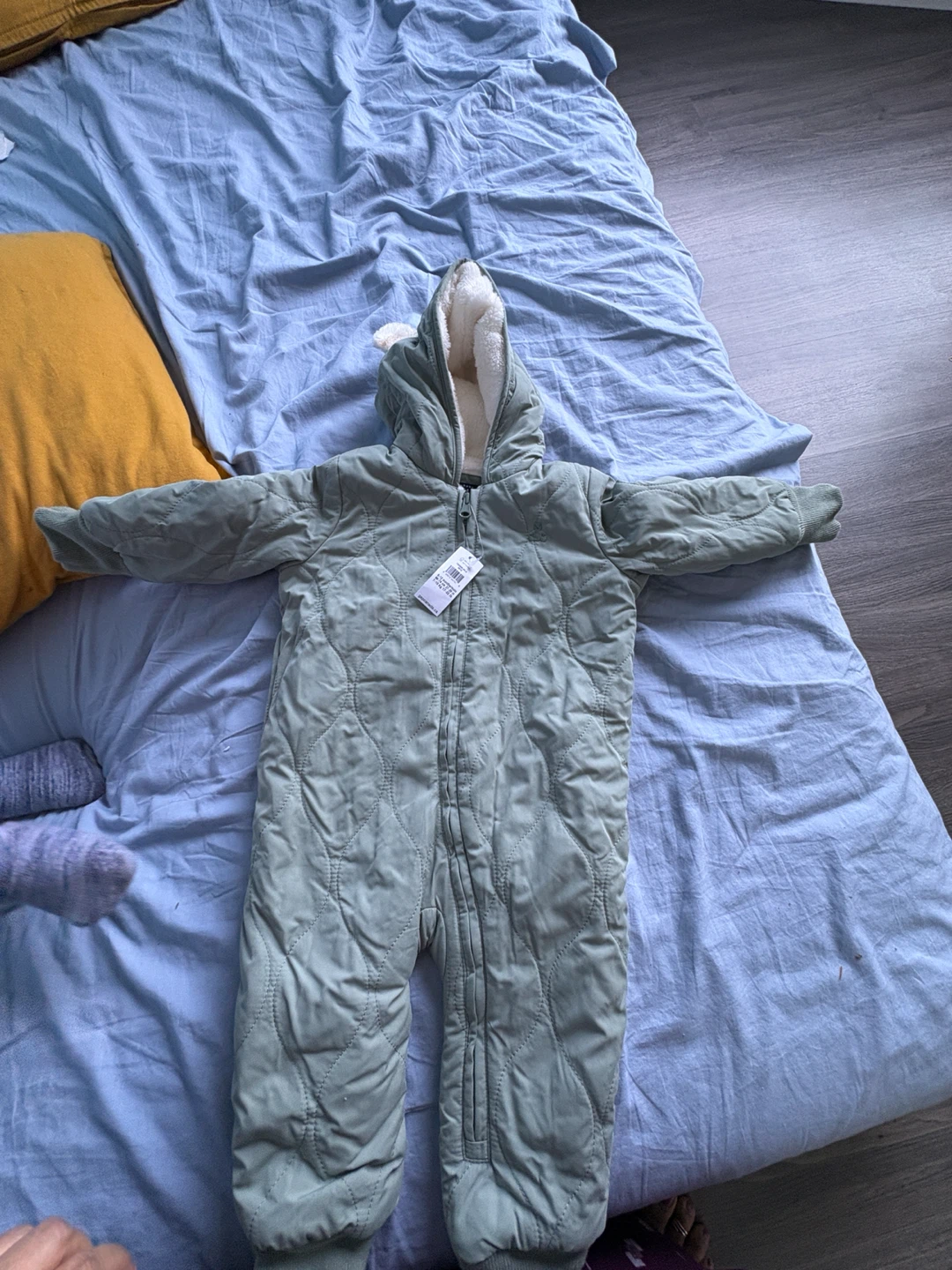 Gap Canada Snowsuit Bunting Suit - 6-12 Months