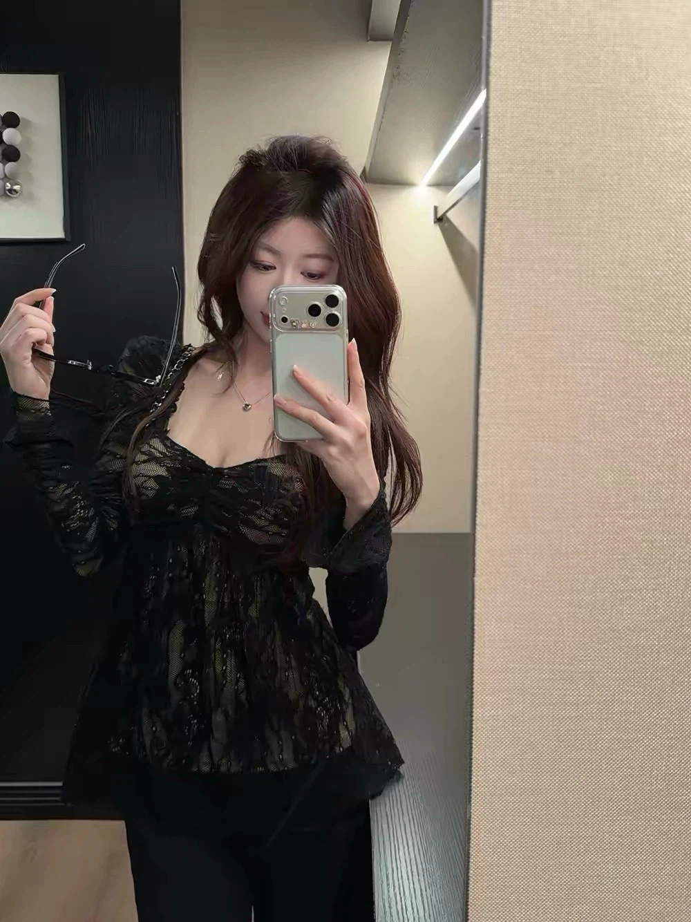 black lace top - photo 2