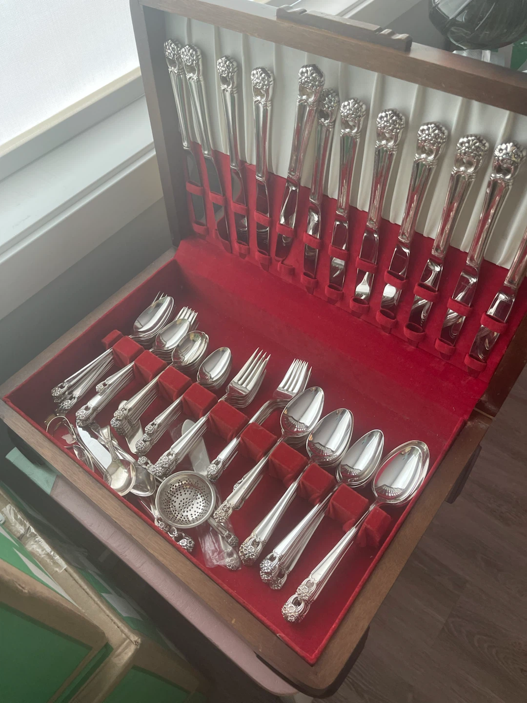Rogers Silverplate Silver Cutlery Set