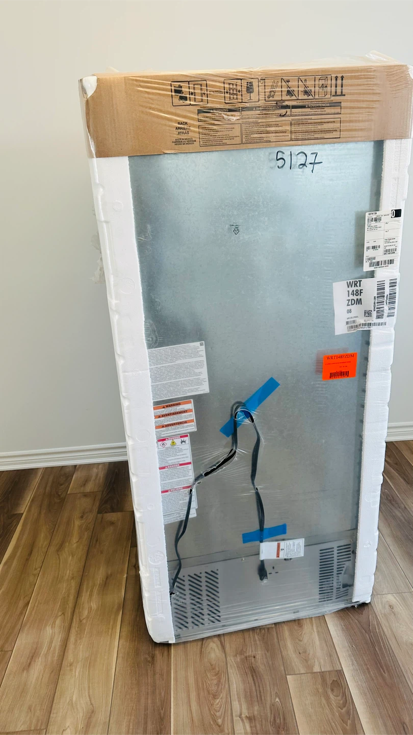Whirlpool WRT148F ZDM Refrigerator - photo 5