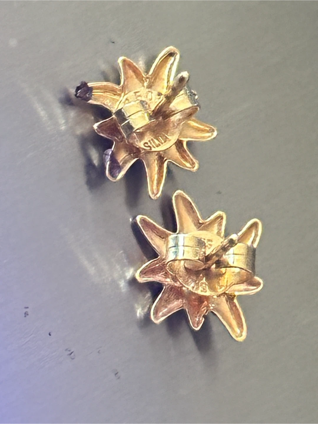 Vintage Swiss Silta 18K Gold Edelweiss Studs - photo 2