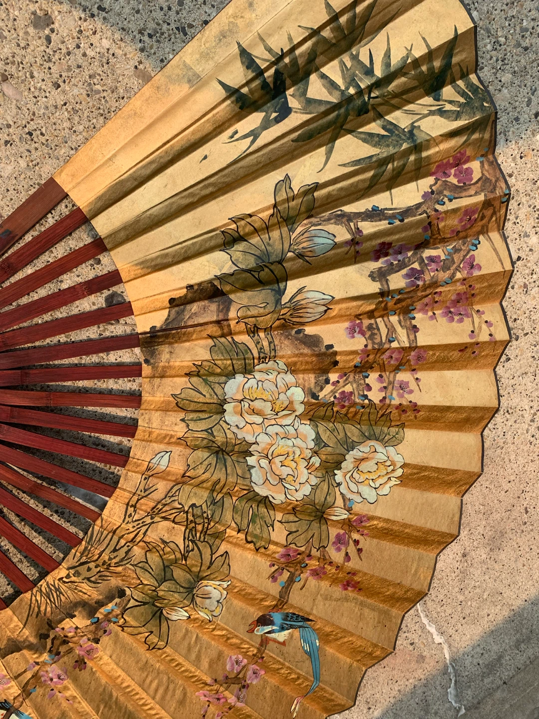 Vintage Decorative Folding Fan with Floral and Bird Design - photo 2