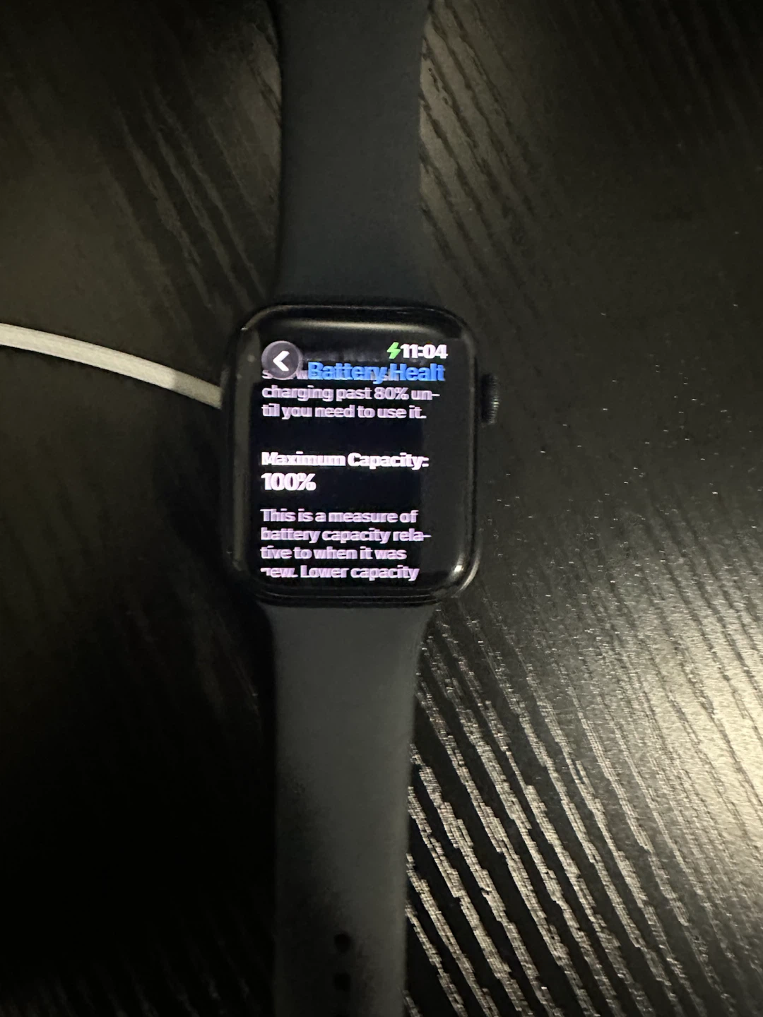 Apple Watch Se 3 with charger and box - photo 3
