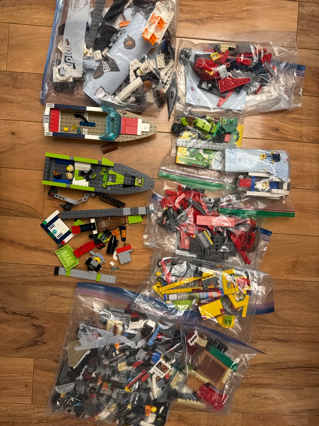 LEGO Lot – Mixed Pieces, Partial Builds