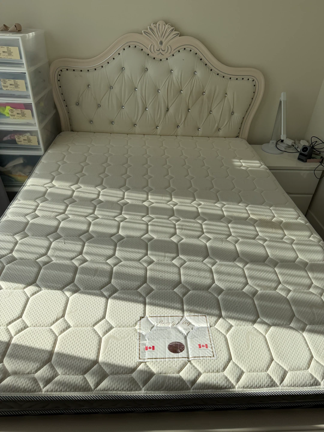 Cream Tufted Headboard with Mattress - photo 4