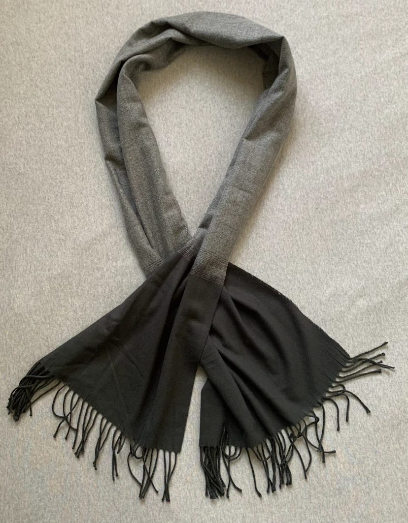 Two-tone Ombré scarf with fringe ~ 19” X 80”