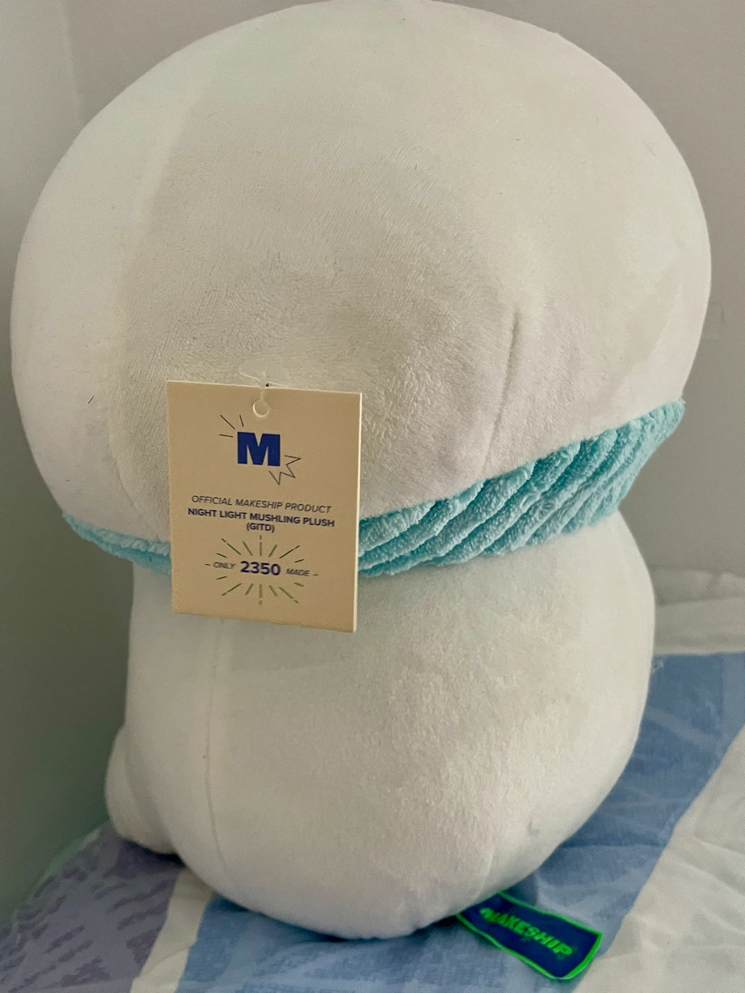 Limited edition makeshift plush - photo 2