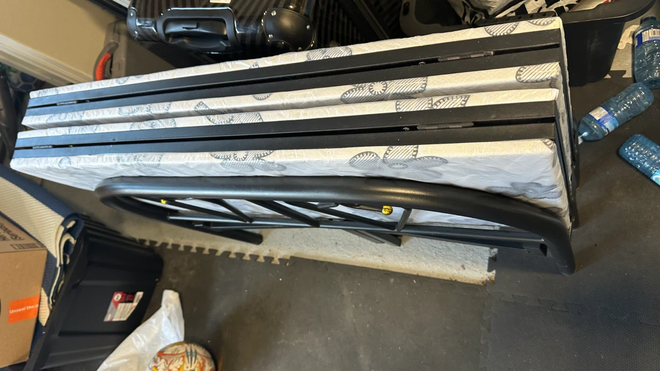 Black Metal Frame Folding Bed with Mattress