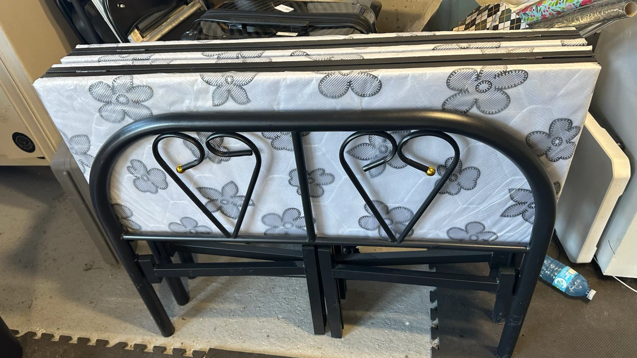 Black Metal Frame Folding Bed with Mattress - photo 3
