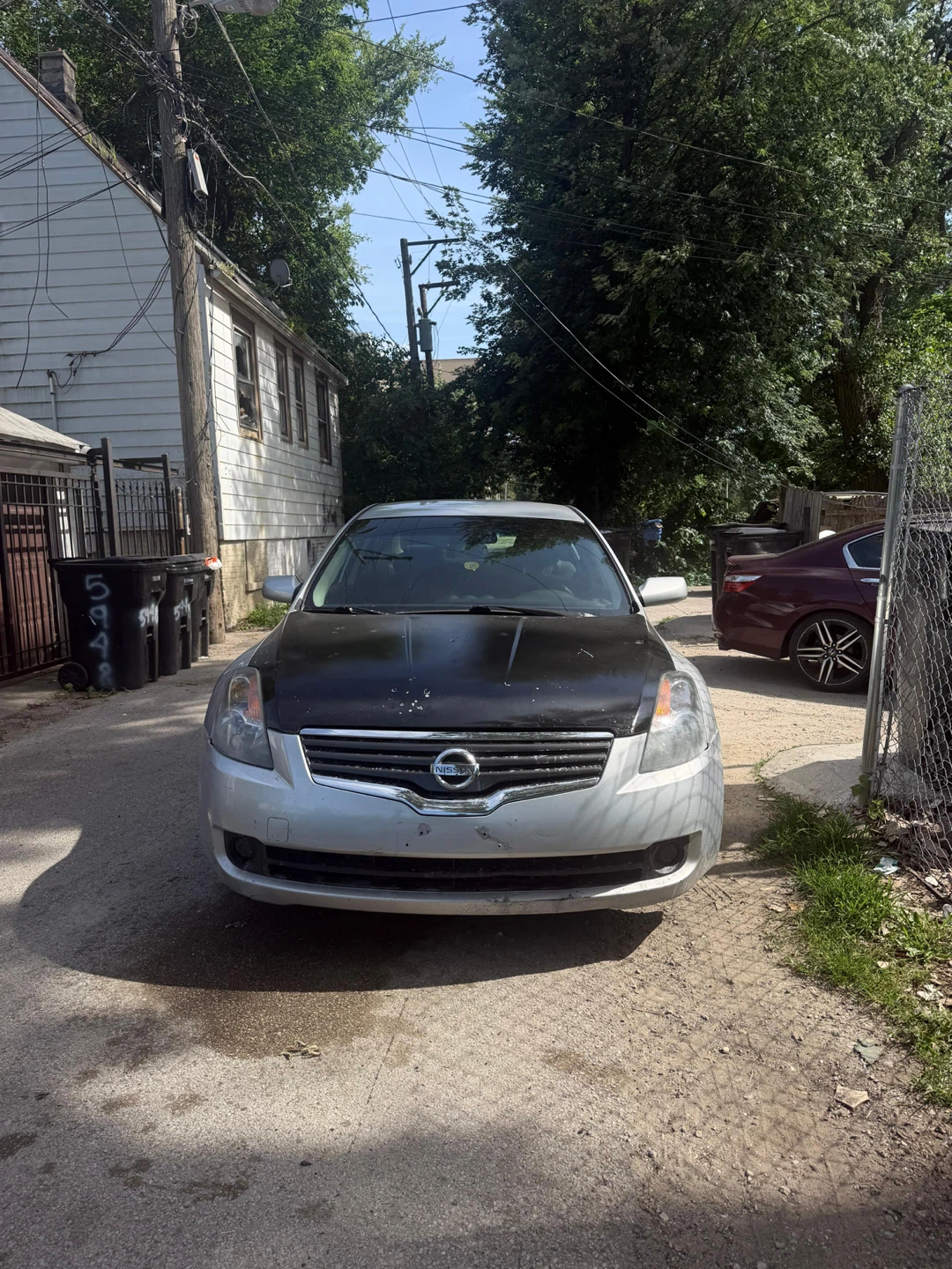 Estoy vendiendo un Nissan Altima 2.5 Z