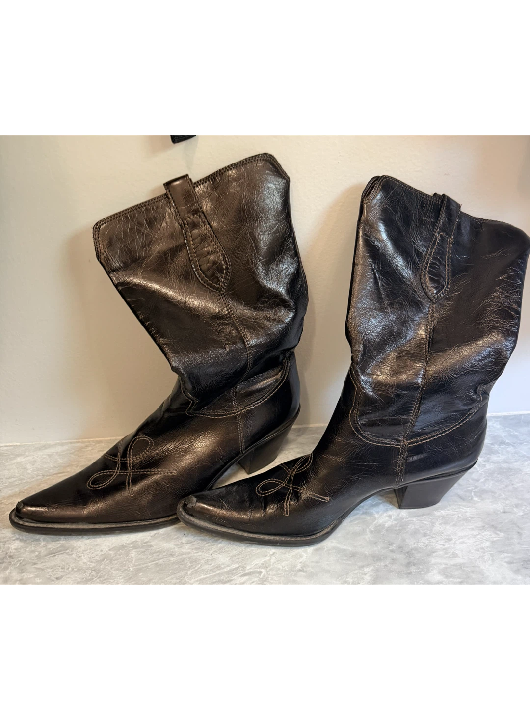 Women's Black Cowboy Boots - photo 2