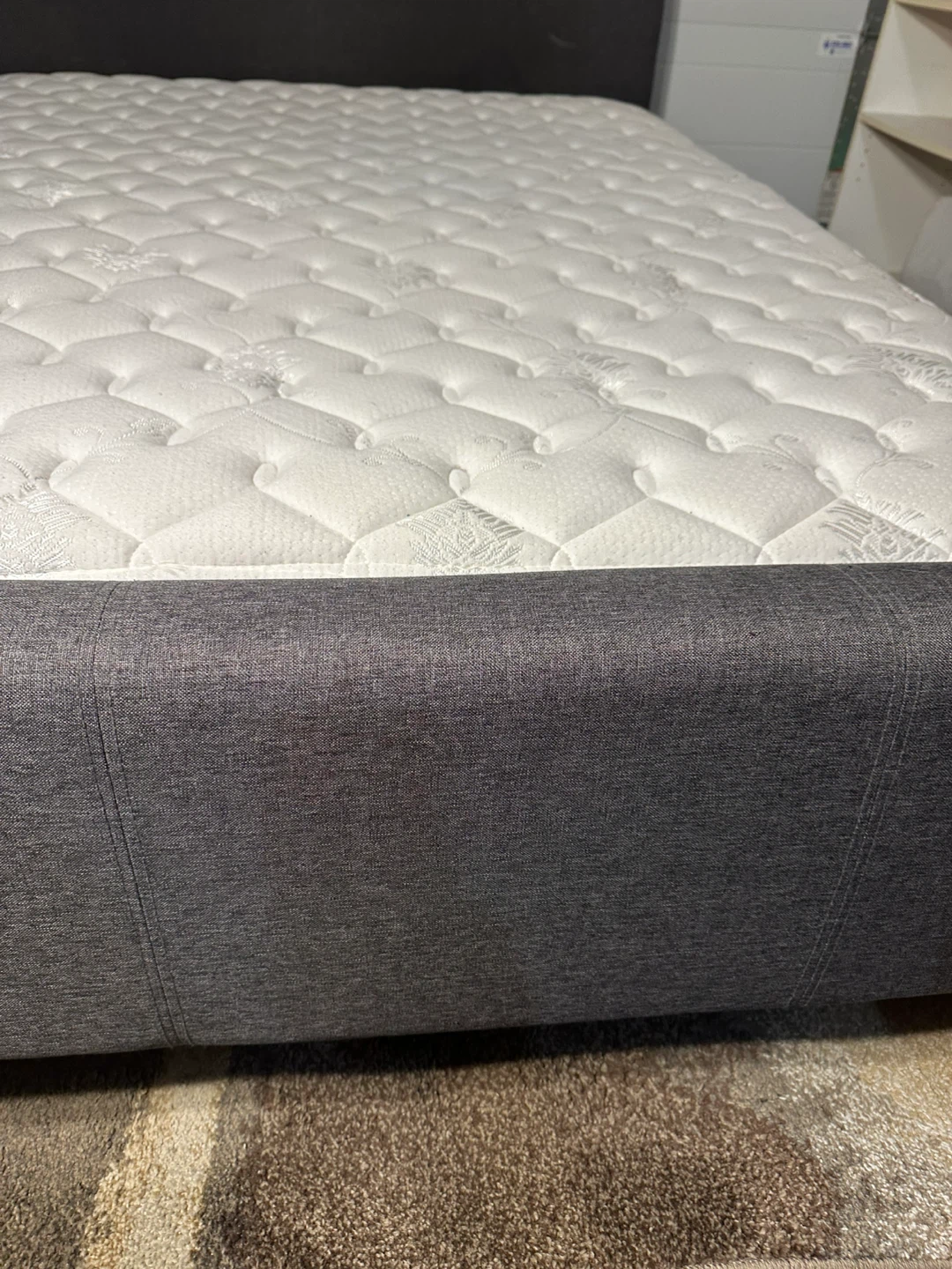 Modern Grey Upholstered Platform Bed with Mattress – Excellent - photo 2