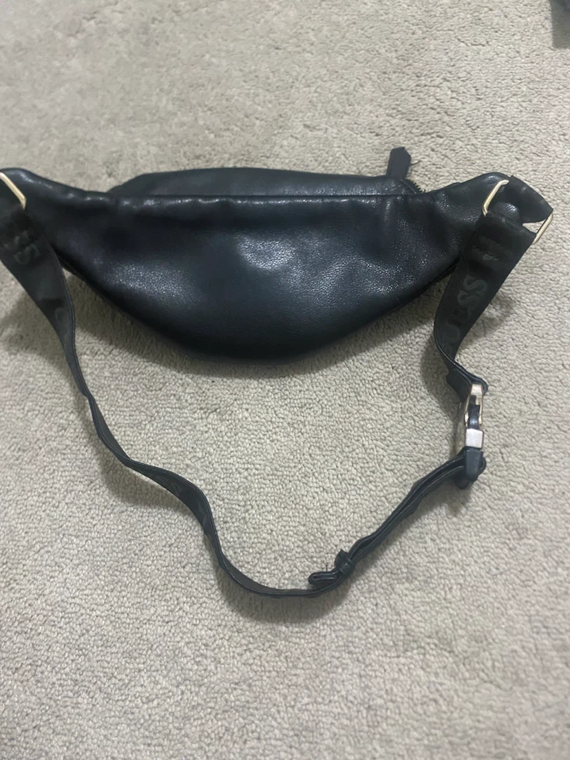 Black GUESS Fanny Pack Bum Bag - photo 2