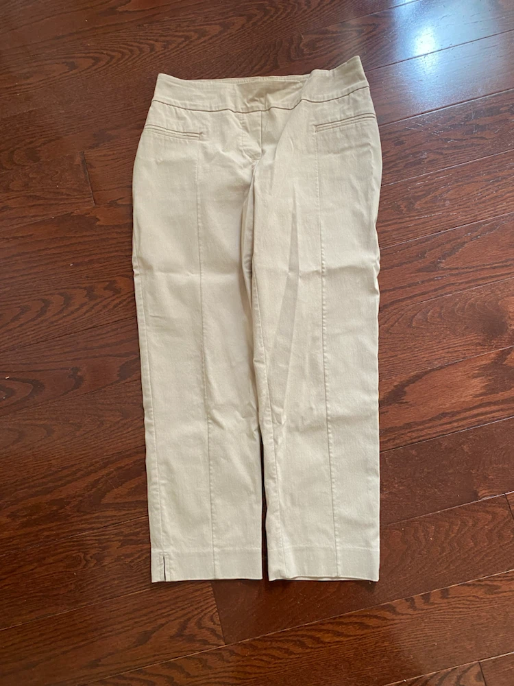 Reitmans Women's Beige Cropped Pants Size 5