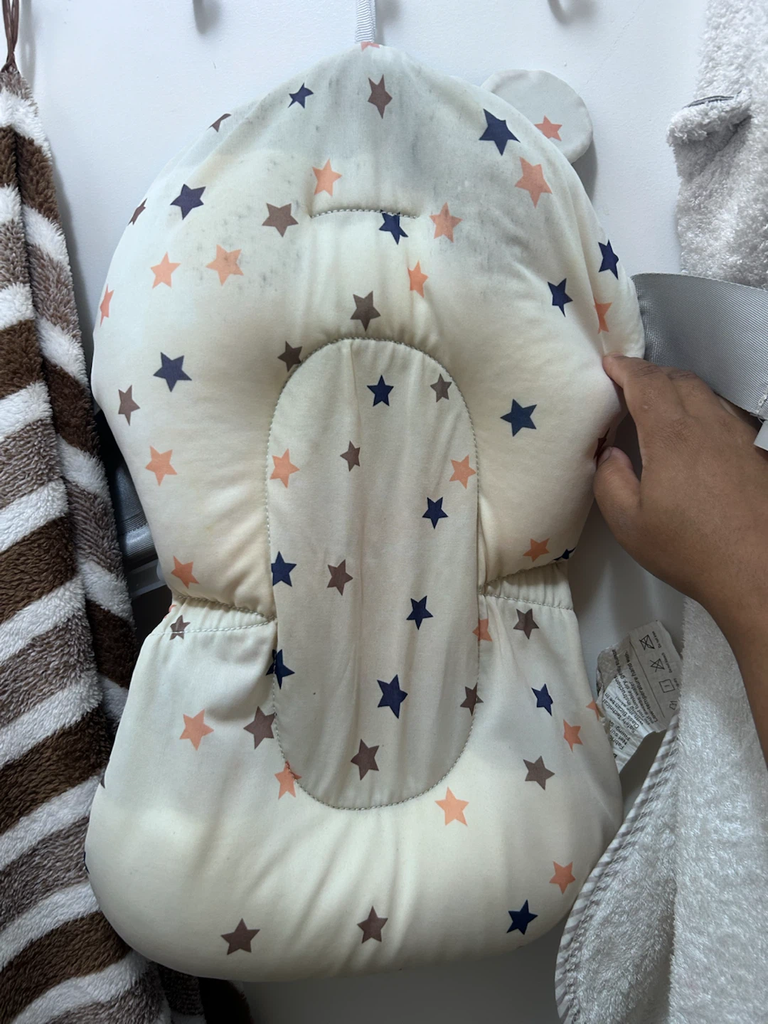Baby Bath Support Cushion with Star Pattern - photo 3
