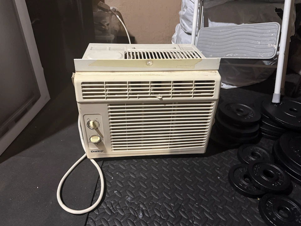 Danby Window Air Conditioner - photo 5