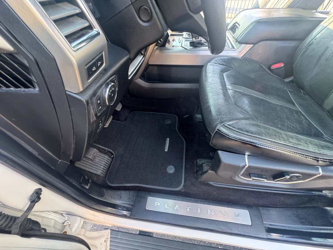 2015 White Ford F-150 Platinum Crew Cab Pickup Truck - photo 5