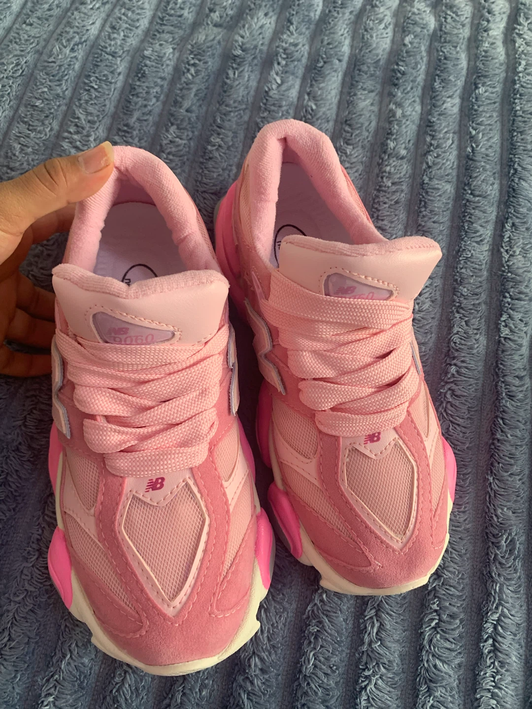 New Balance 9060 Pink Sneakers - photo 4