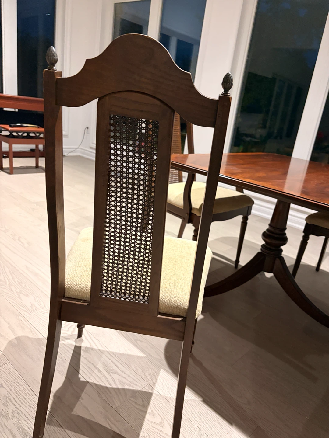 Extendable Dining Table and Chairs Set - photo 5