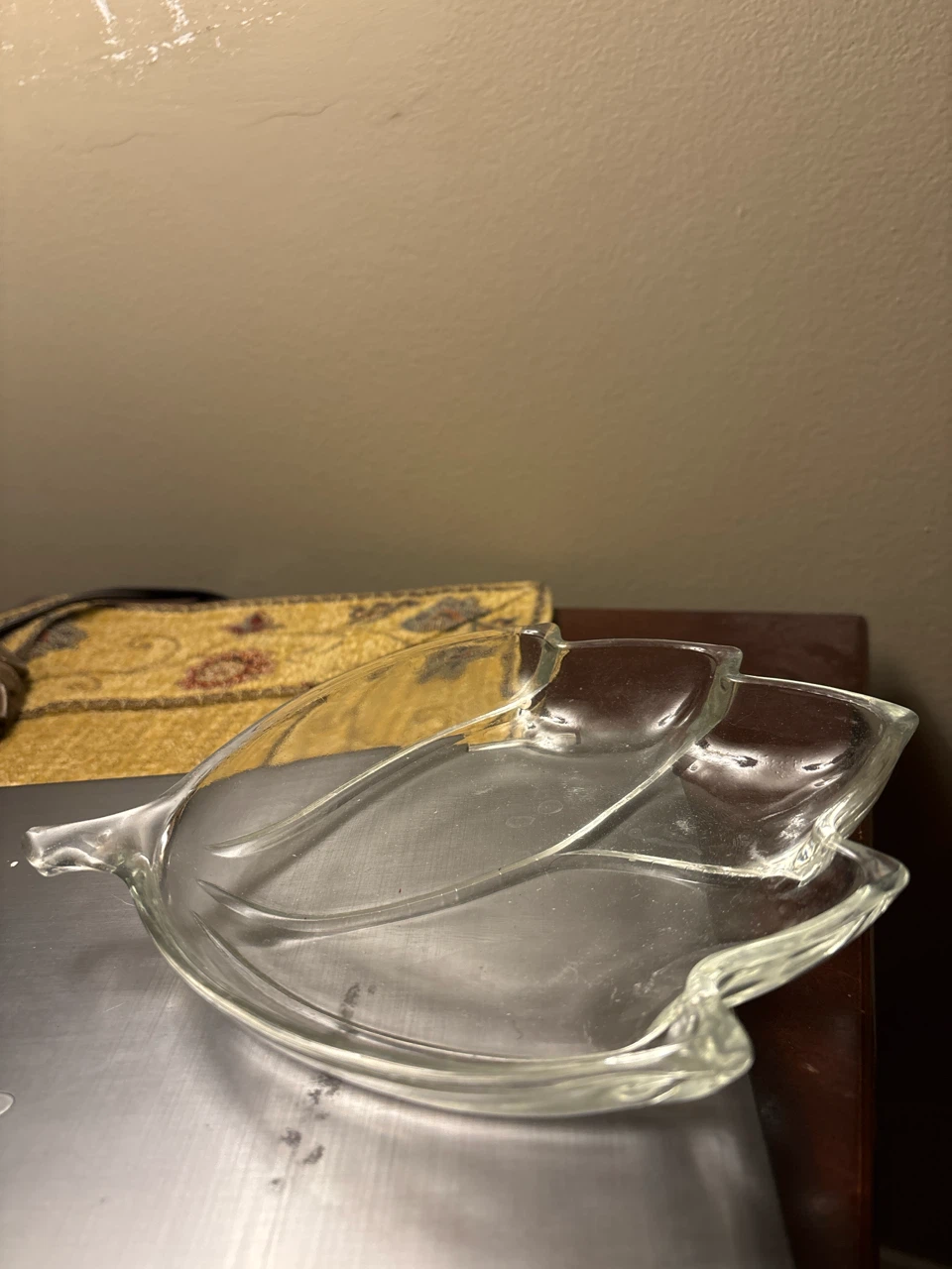 Clear Glass Leaf-Shaped Dish - photo 2