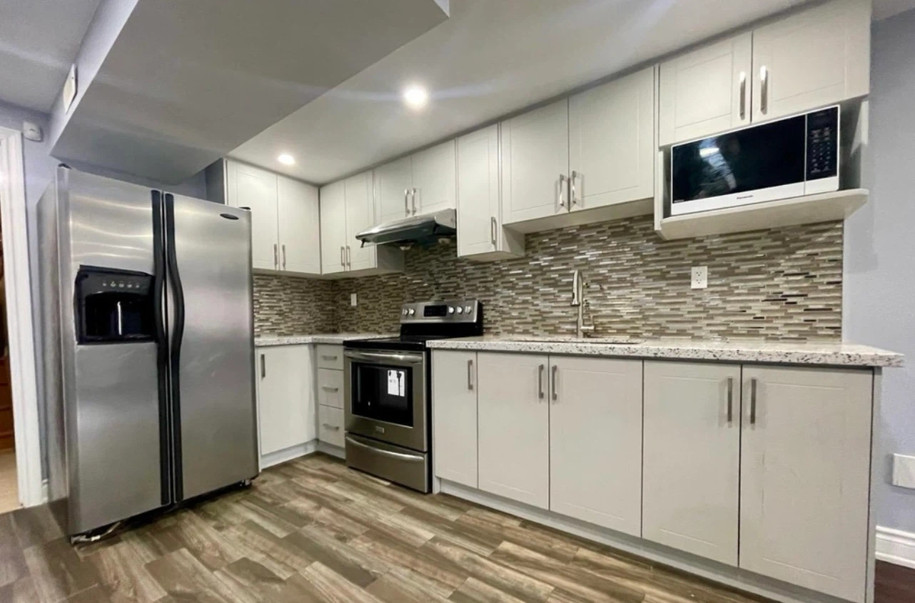 2 bed Walkout Basement for Rent