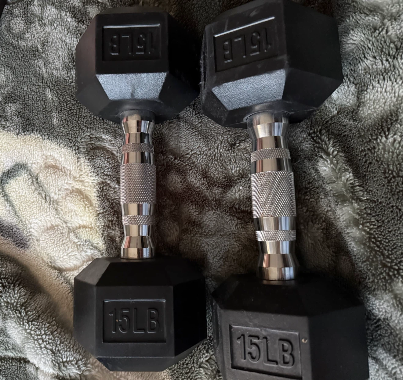 Pair of 15lb Dumbbells - photo 3