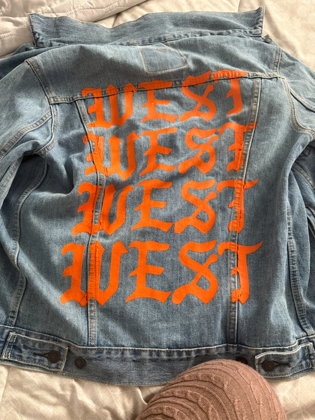 Levi's Denim Jacket with Orange West Print - photo 2