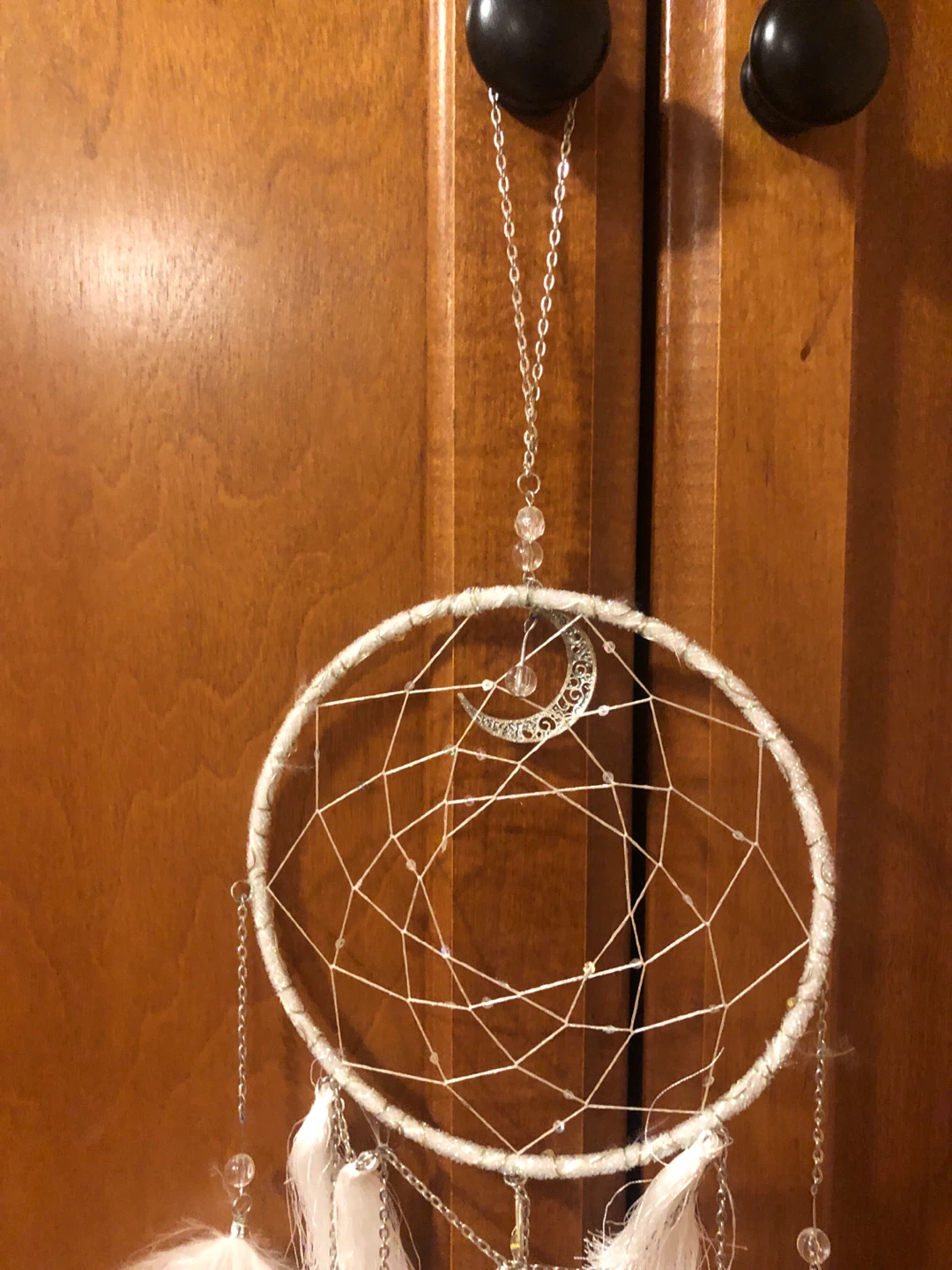 White dreamcatcher with white feathers - photo 4