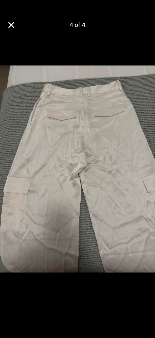 Aritzia Cream Cargo Pants - photo 4