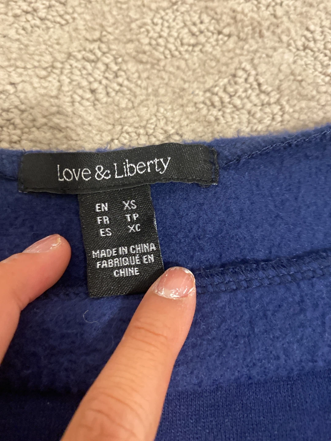 Love & Liberty Navy Blue off the shoulder sweater - photo 3