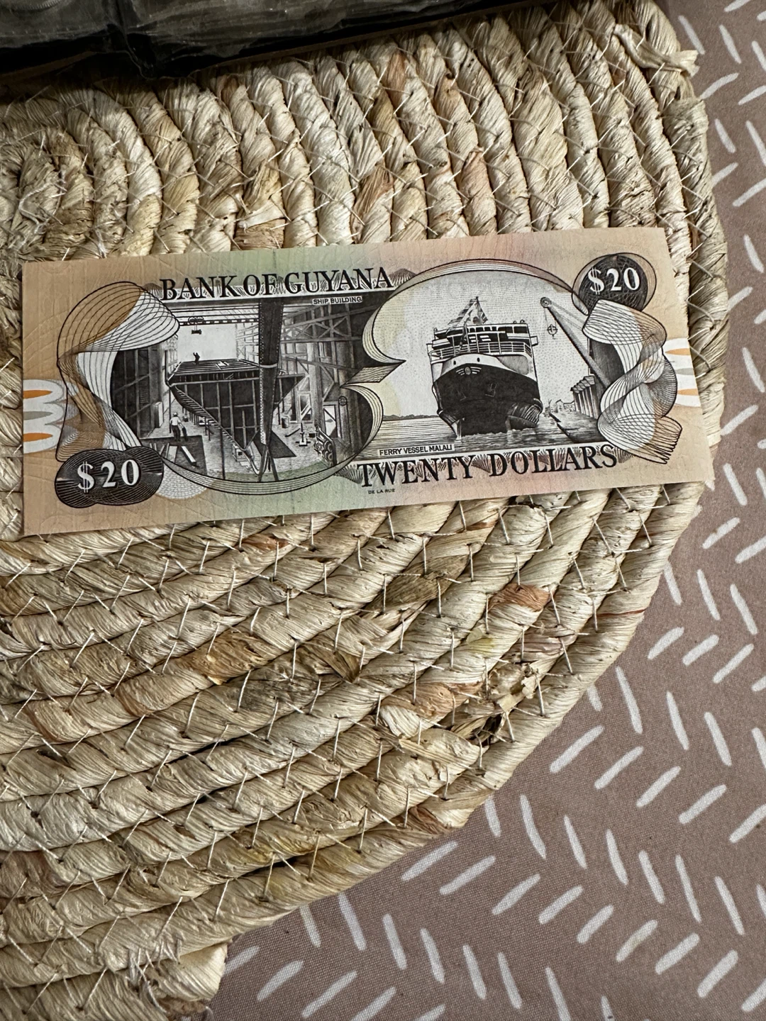 Bank of Guyana $20 Twenty Dollars Bill - photo 2