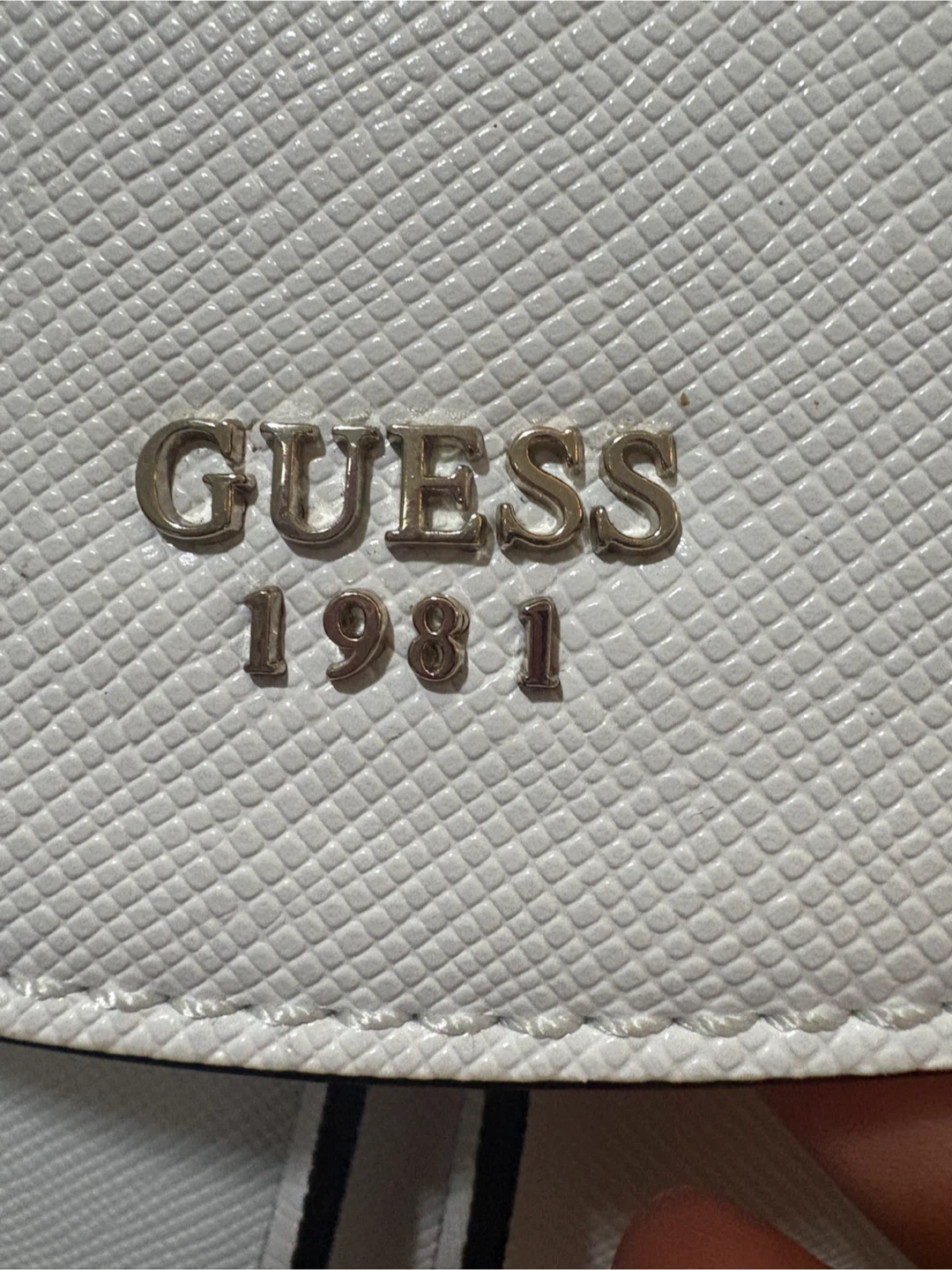 New Guess Backpack with Heart Charm - photo 3