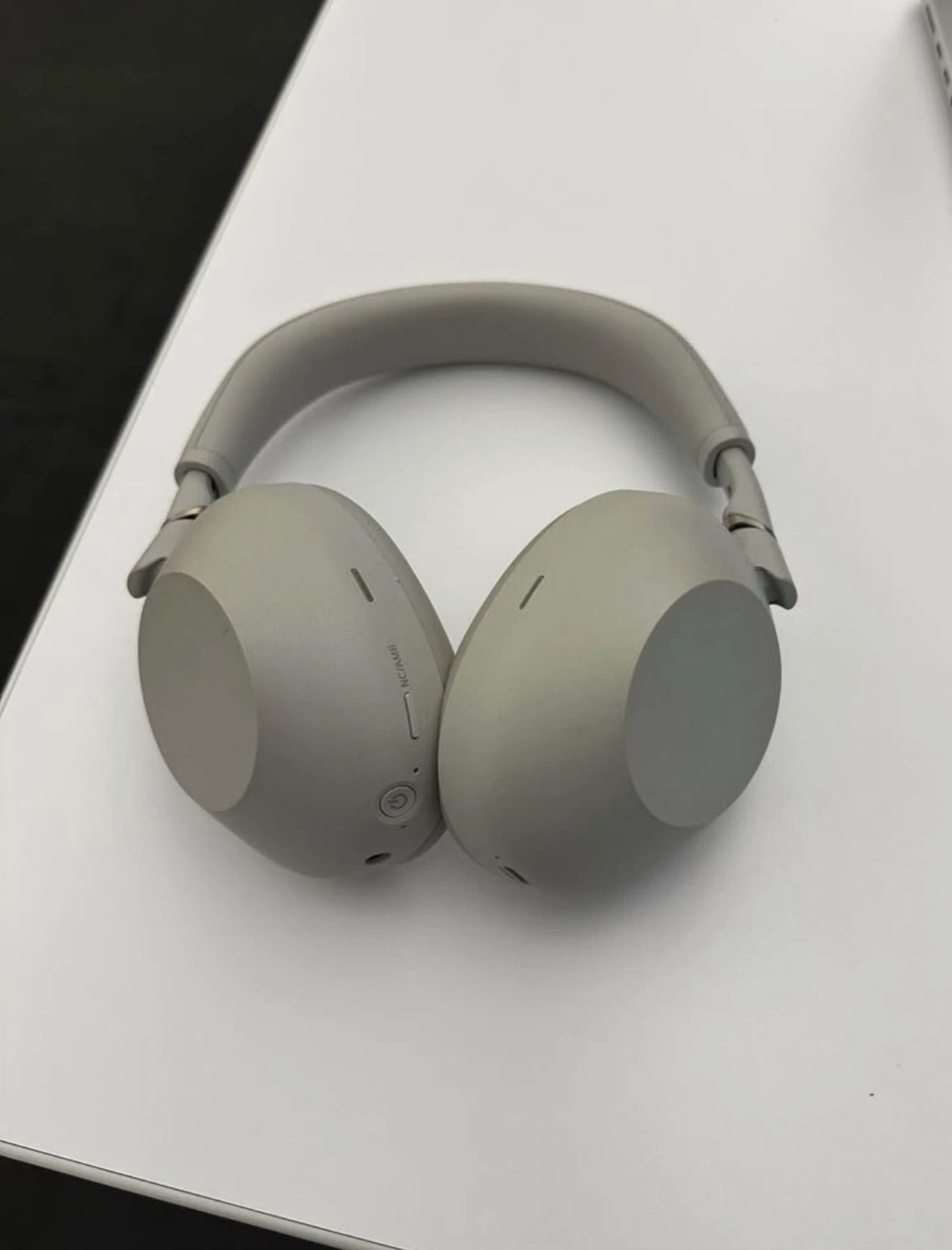 Sony WH-1000XM6