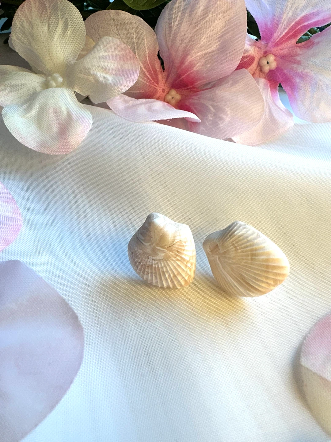 Conchas small Earrings - @jennferrersuarez