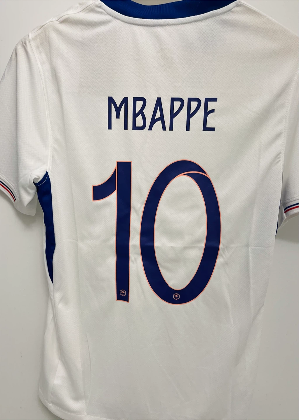 France Soccer Jersey Mbappé #10 Size S & M - photo 4