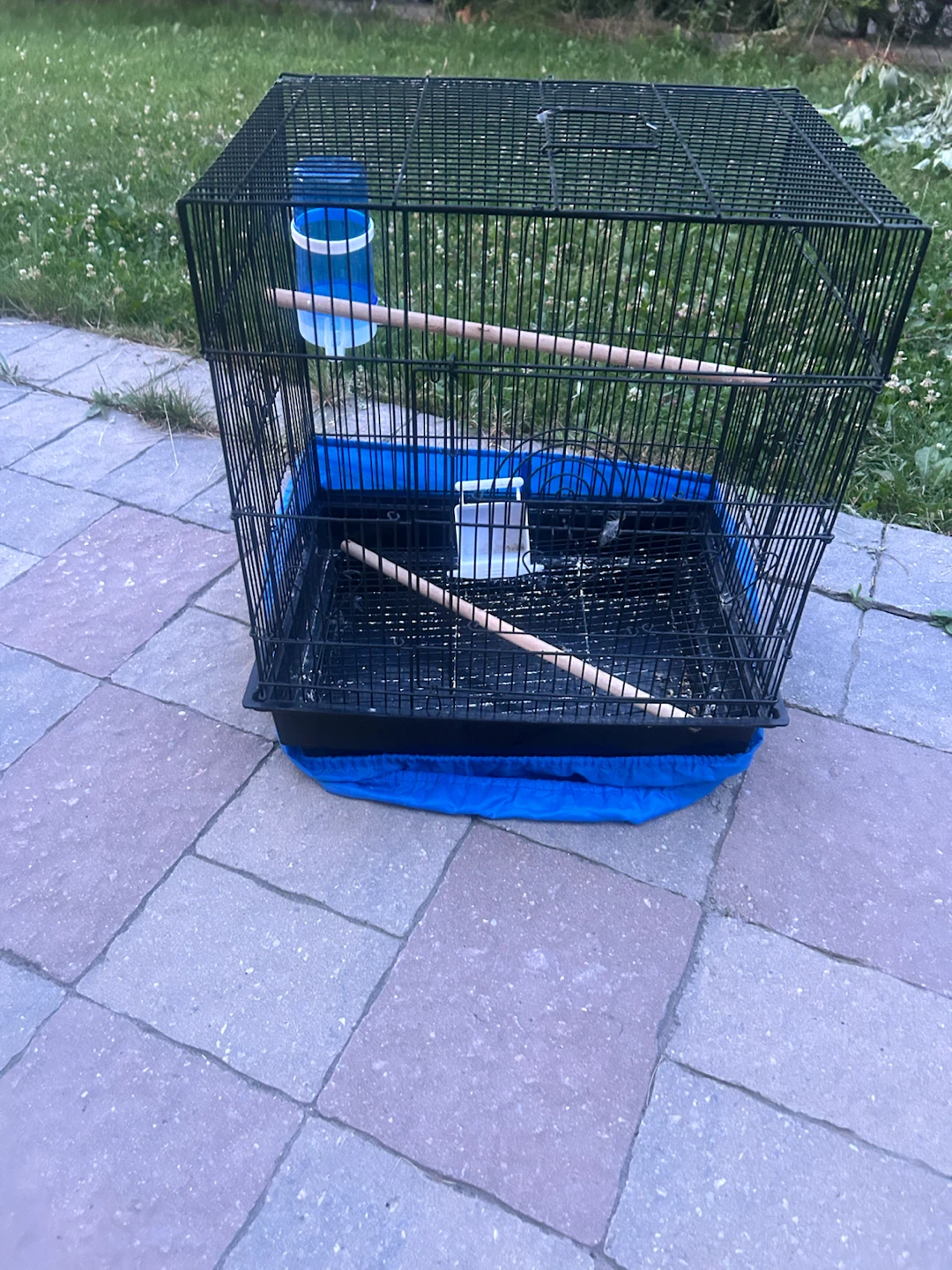 Bird Cage with Water Bottle - photo 2
