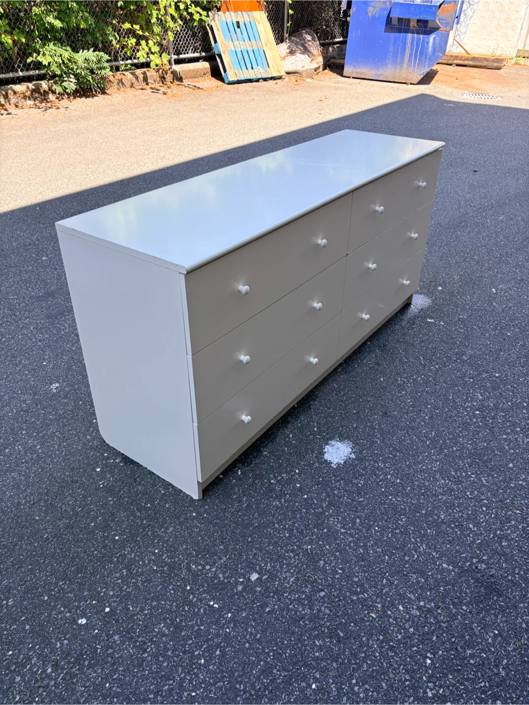 Delivery available- dresser - photo 4