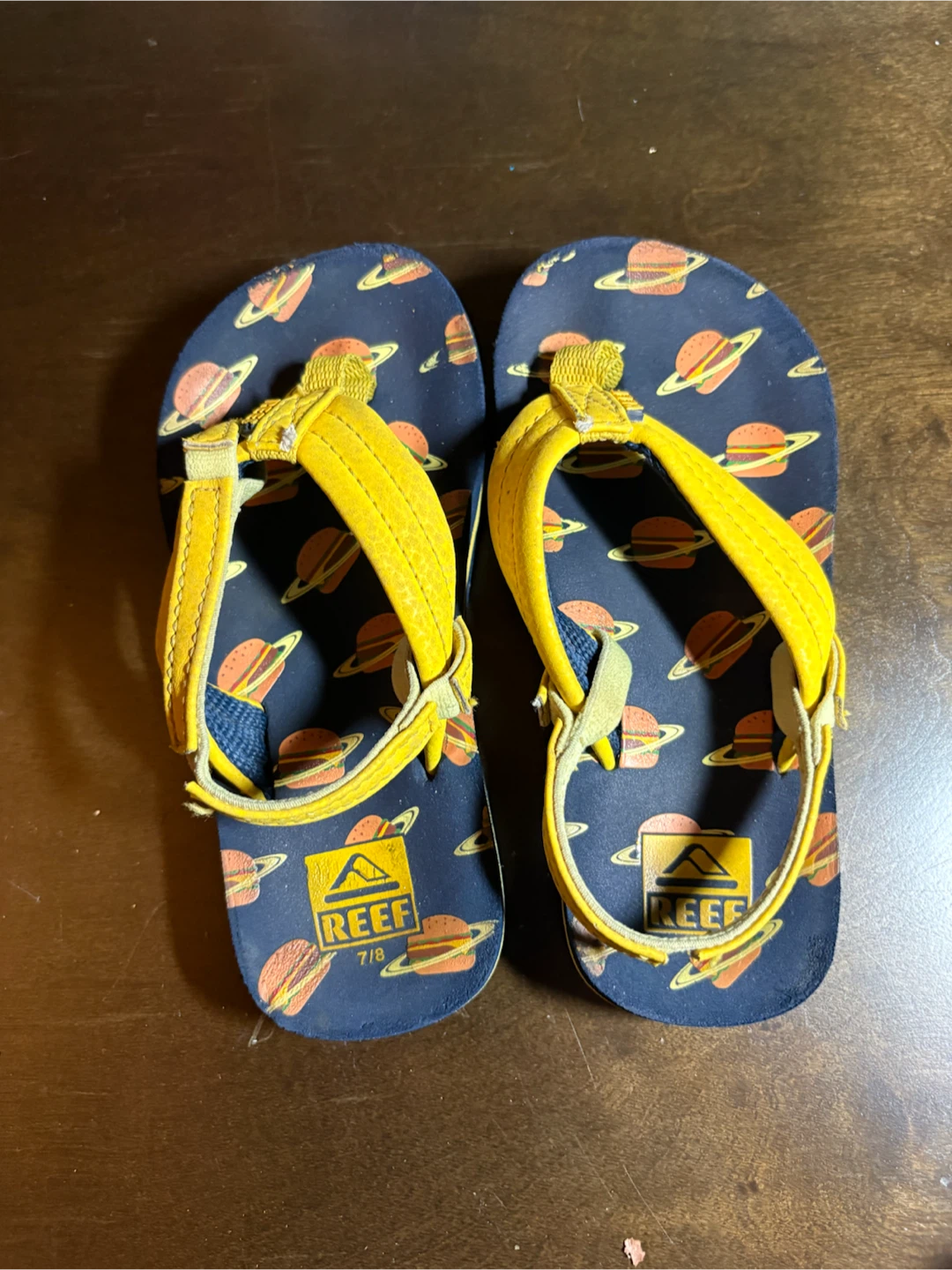 Reef Kids Flip Flops Size 7/8