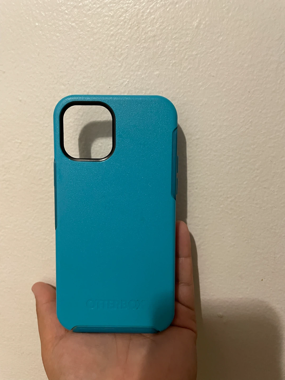 IPhone 12 Otterbox Case