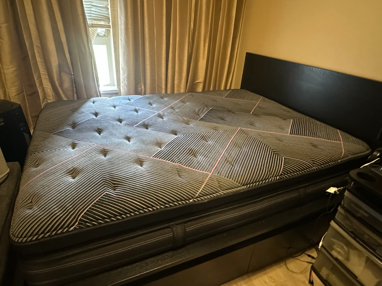 IKEA MALM Queen Bed Frame with 4 Storage drawers