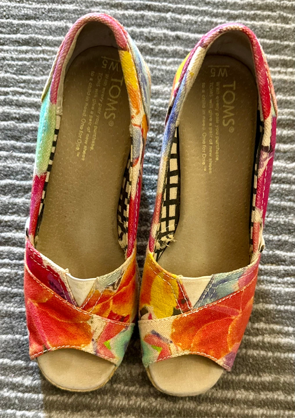 TOMS Women's Wedge Espadrilles Size 5 Multi-colour Floral