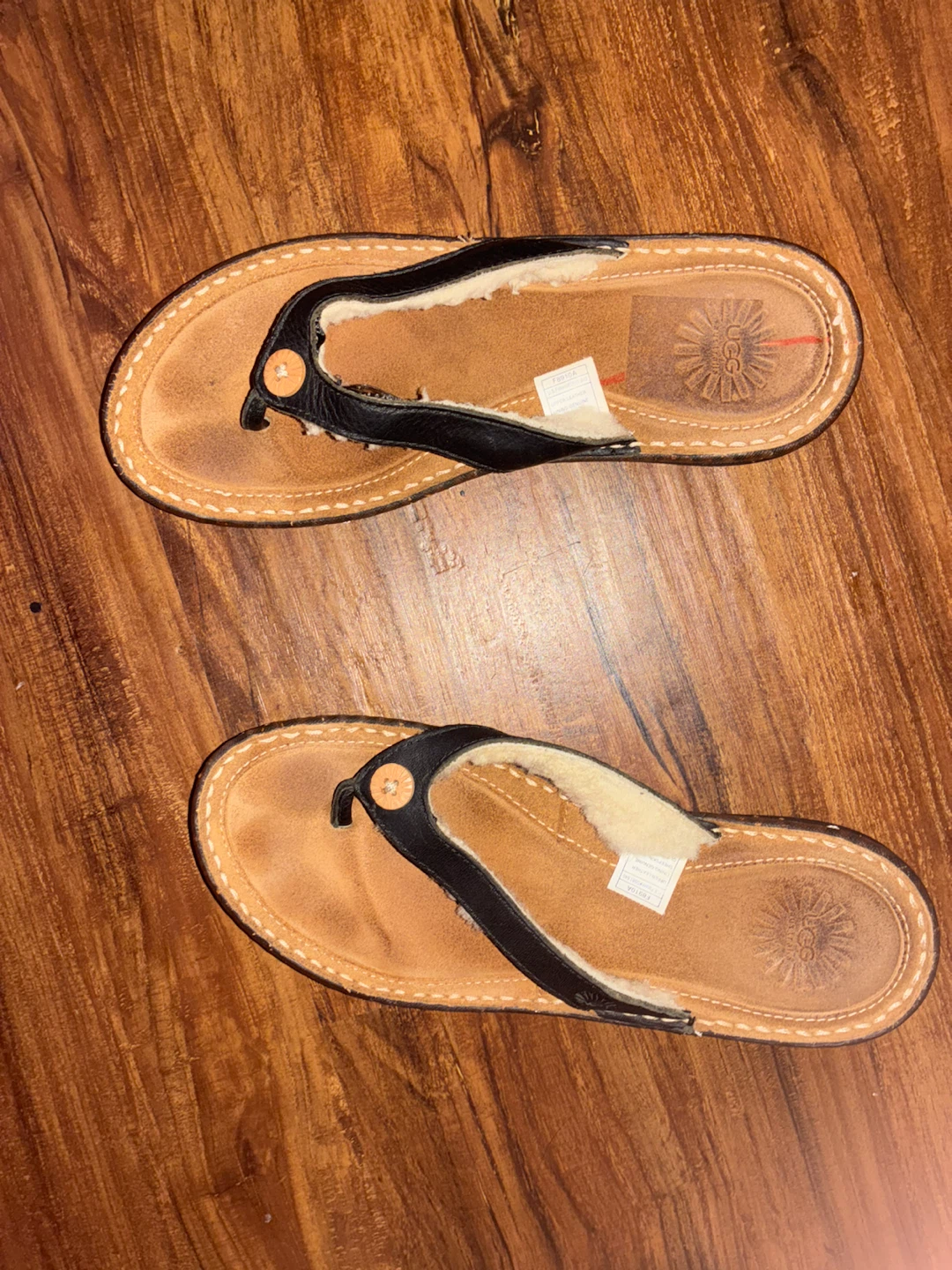 UGG Women's Flip Flops Sandals Size US 7