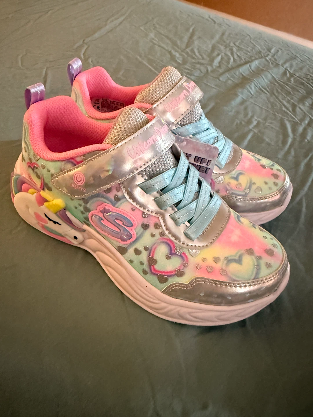 Skechers Magical Collection Unicorn Lights Sneakers kids size 13