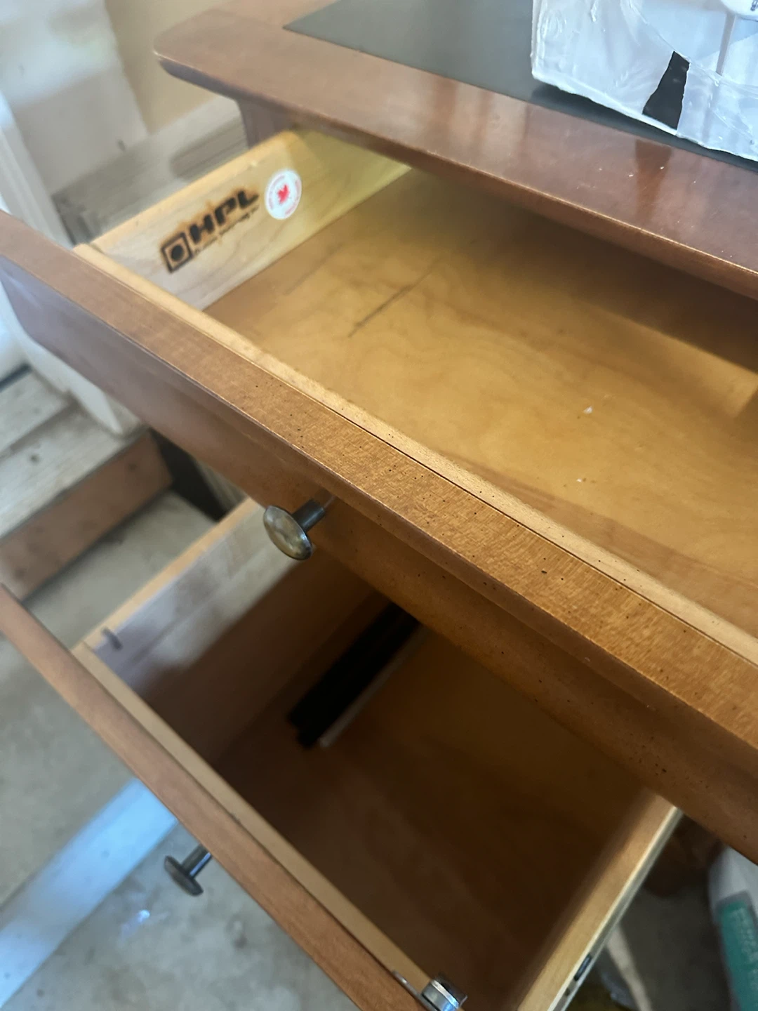 Banker’s desk - photo 3