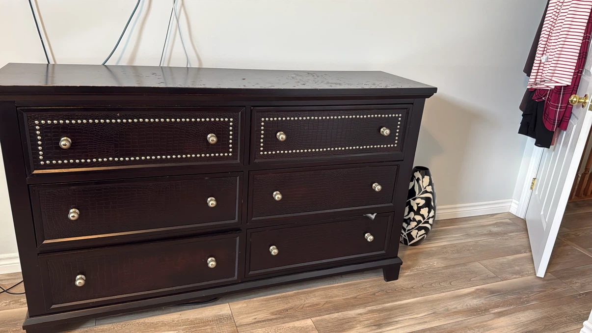 Queen Bedroom Set