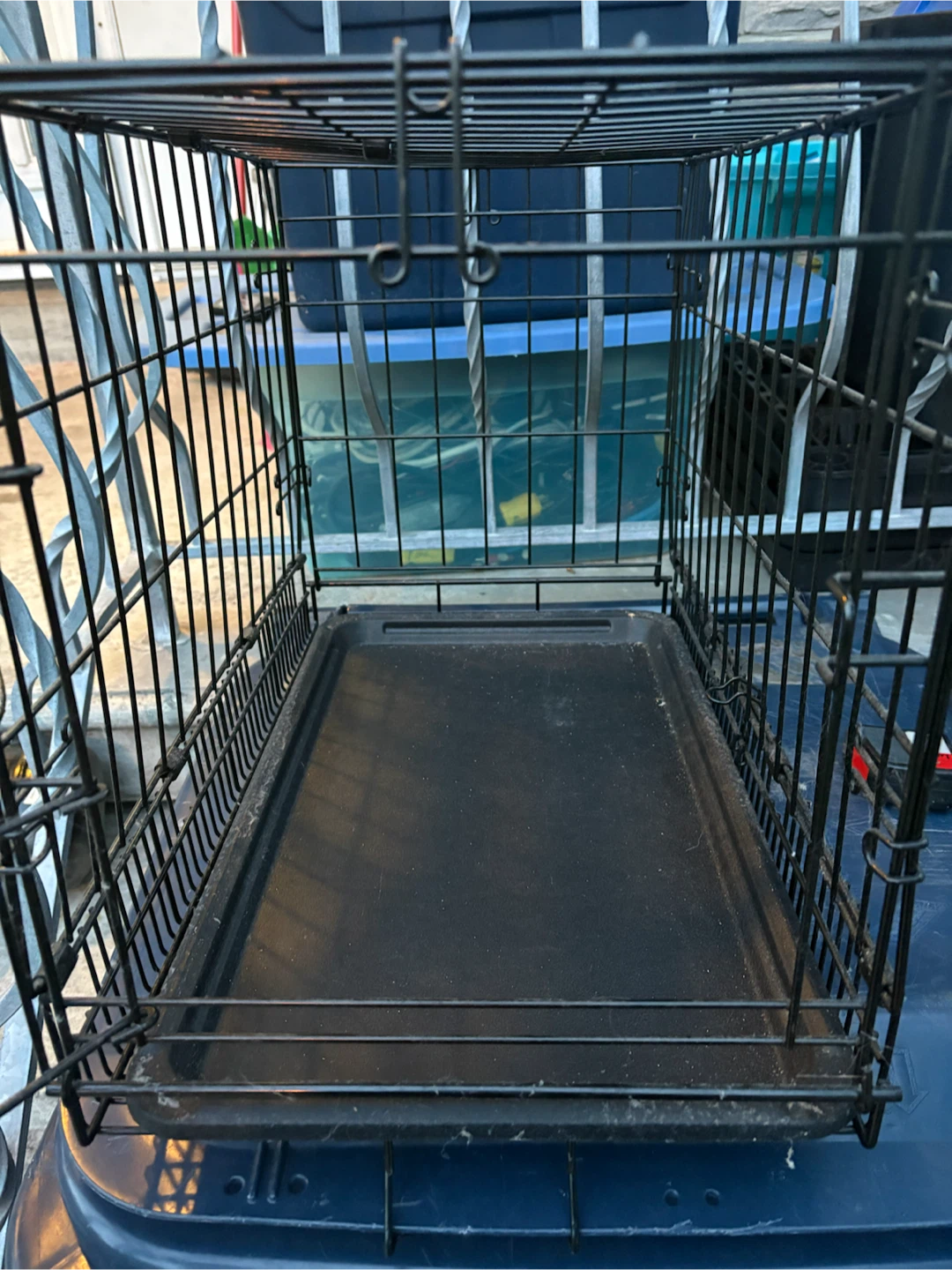 Black Metal Pet Dog Crate with Tray - photo 2